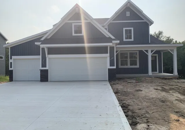 1st image of 1160 N Washington St Se, Lowell, MI 49331 | MLS# 65026036345