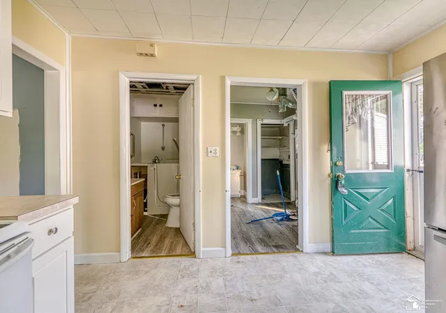 Photo 4 of Single family home for sale at 3278 Maplewood St, Monroe, MI 48162 | MLS# 57050215091 | Listing updated on 2026-07-30