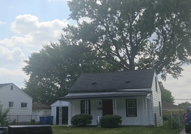 Photo 2 of Single family home for sale at 23529 Willard Ave, Warren, MI 48089 | MLS# 58050215099 | Listing updated on 2026-07-31