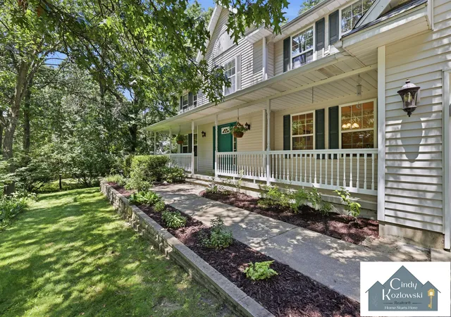 Photo 2 of Single family home for sale at 4959 Brookestone Dr Ne, Rockford, MI 49341 | MLS# 65026036379 | Listing updated on 2026-09-14