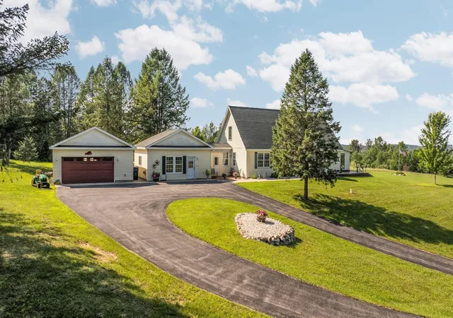 4th image of 7857 Paige Rd, Bellaire, MI 49615 | MLS# 78080071148