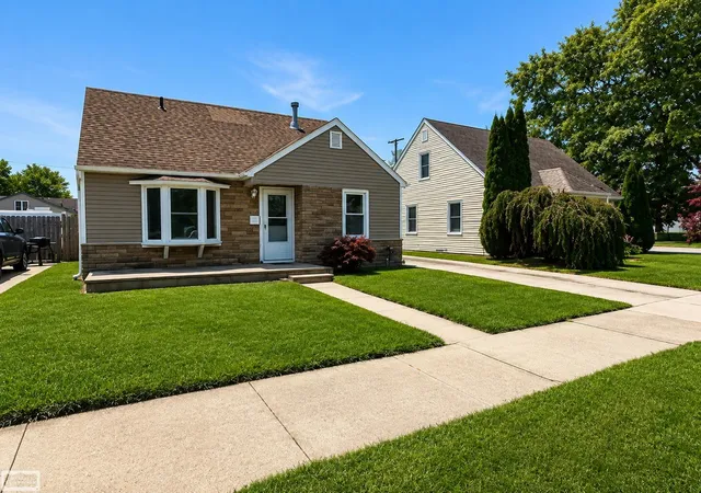 2nd image of 163 Ward St, Marine City, MI 48039 | MLS# 58050215100