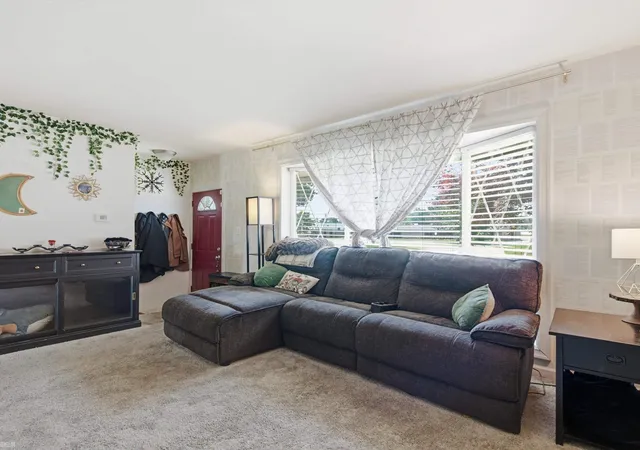 Photo 3 of Single family home for sale at 11315 Delvin Dr, Sterling Heights, MI 48314 | MLS# 58050215104 | Listing updated on 2026-09-18