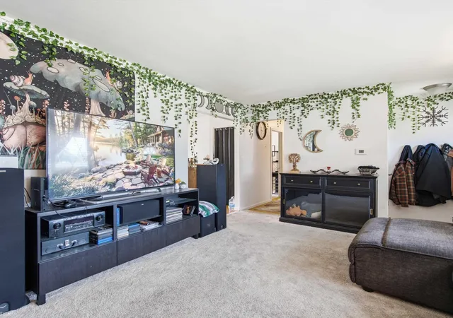 Photo 3 of Single family home for sale at 11315 Delvin Dr, Sterling Heights, MI 48314 | MLS# 58050215104 | Listing updated on 2026-09-18