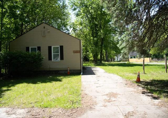 Photo 2 of Single family home for sale at 22675 Santa Maria St, Detroit, MI 48219 | MLS# 81026036393 | Listing updated on 2026-09-09