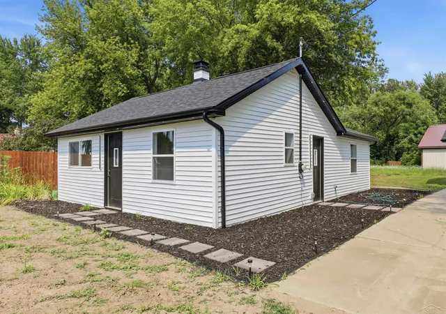4th image of 9095 East Rd, Burt, MI 48417 | MLS# 61050215106