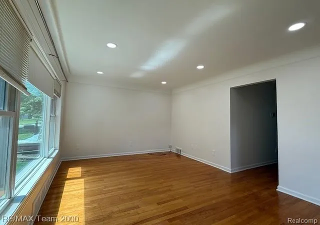 Photo 4 of Single family home for sale at 3310 Culver Ave, Dearborn, MI 48124 | MLS# 20261054883 | Listing updated on 2026-08-20