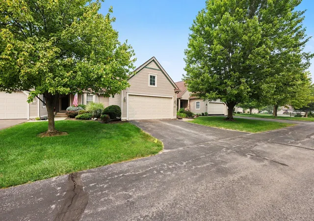 1st image of 208 Pierce Lake Dr, Chelsea, MI 48118 | MLS# 81026036428