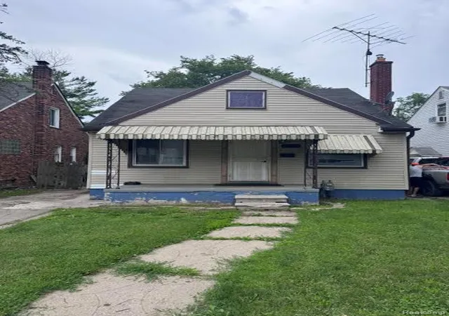 Photo 2 of Single family home for sale at 7337 Woodmont Ave, Detroit, MI 48228 | MLS# 20261054905 | Listing updated on 2026-07-17