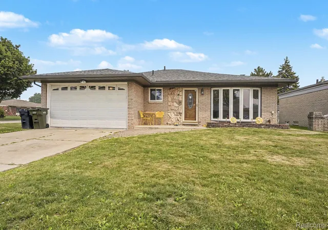 Photo 1 of Single family home for sale at 37400 Hacker Dr, Sterling Heights, MI 48310 | MLS# 20261054907 | Listing updated on 2026-09-09