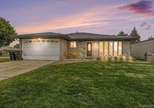 Photo 3 of Single family home for sale at 37400 Hacker Dr, Sterling Heights, MI 48310 | MLS# 20261054907 | Listing updated on 2026-09-09