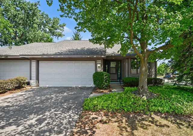 Photo 1 of Condo for sale at 2779 Mulford Dr Se, Grand Rapids, MI 49546 | MLS# 65026036444 | Listing updated on 2026-09-11