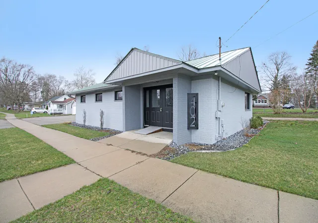 1st image of 402 Thornton St, Middleville, MI 49333 | MLS# 65026036450