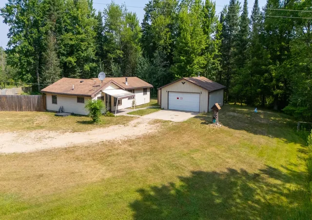 Photo 1 of Single family home for sale at 9230 Monroe Rd, Lake, MI 48632 | MLS# 77080071160 | Listing updated on 2026-09-17