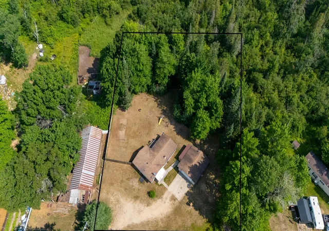 Photo 2 of Single family home for sale at 9230 Monroe Rd, Lake, MI 48632 | MLS# 77080071160 | Listing updated on 2026-09-17