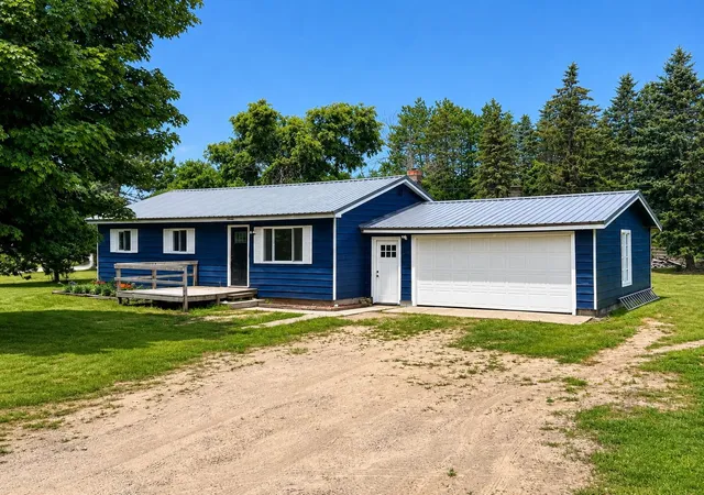 Photo 1 of Single family home for sale at 3490 S 37 Road, Cadillac, MI 49601 | MLS# 78080071161 | Listing updated on 2026-08-03
