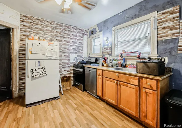 Photo 2 of Multi family home for sale at 2654 Tuxedo St, Detroit, MI 48206 | MLS# 20261054970 | Listing updated on 2026-07-17