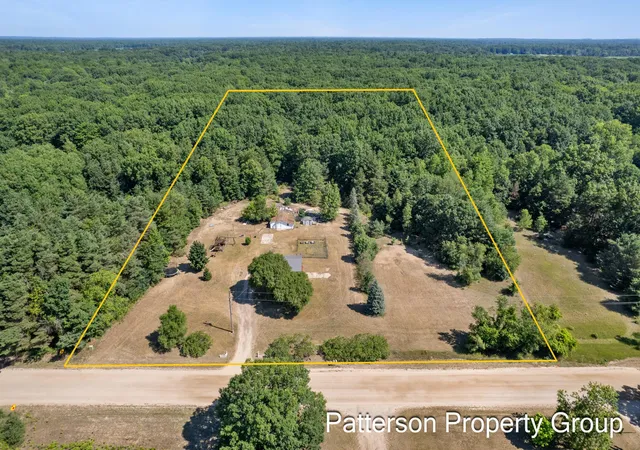 1st image of 11322 Hall Rd, Ravenna, MI 49451 | MLS# 71026036495