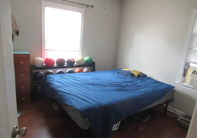 Photo 4 of Single family home for sale at 1507 Leonard St NE, Grand Rapids, MI 49505 | MLS# 65026036514 | Listing updated on 2026-07-20