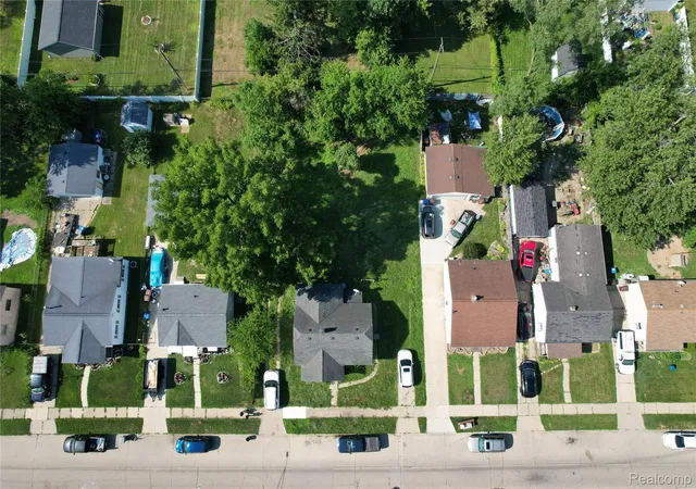 Photo 4 of Single family home for sale at 25920 Colgate St, Inkster, MI 48141 | MLS# 20261054996 | Listing updated on 2026-07-17