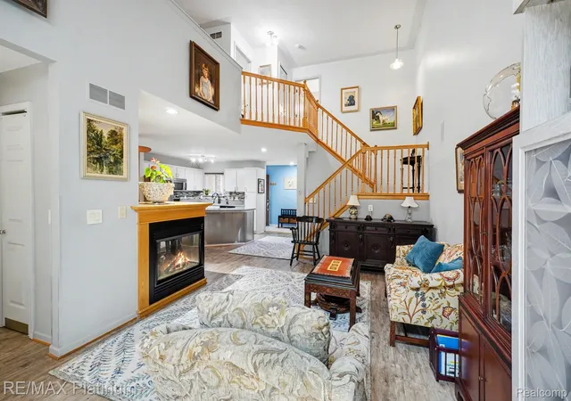 Photo 3 of Condo for sale at 10404 Fawn Ridge Trl, Hartland, MI 48353 | MLS# 20261055004 | Listing updated on 2026-08-29