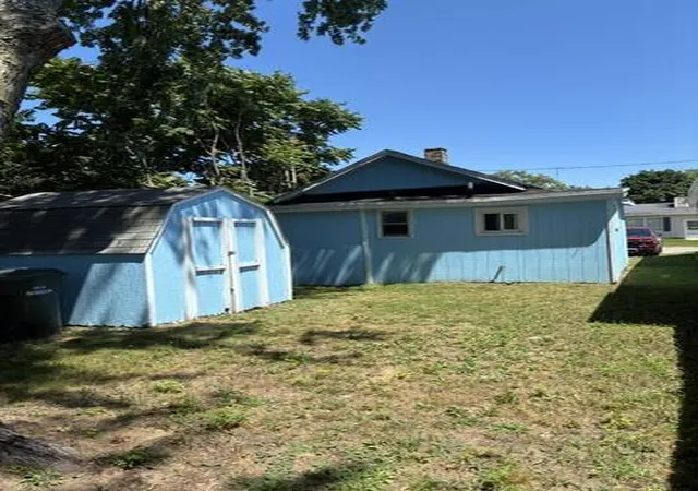 Photo 4 of Single family home for sale at 2203 Larue St, Muskegon, MI 49441 | MLS# 67026036556 | Listing updated on 2026-09-09