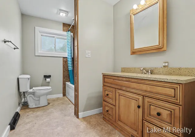 Photo 3 of Single family home for sale at 24065 M 78, Battle Creek, MI 49017 | MLS# 65026036570 | Listing updated on 2026-09-17