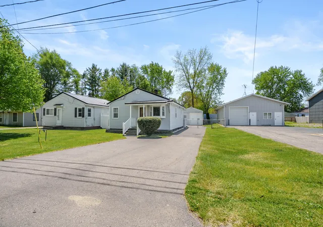 Photo 1 of Multi family home for sale at 3312 Lake St, Kalamazoo, MI 49048 | MLS# 66026036536 | Listing updated on 2026-07-16