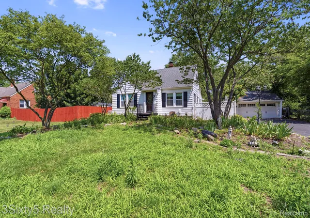 2nd image of 13599 S Huron River Dr, Romulus, MI 48174 | MLS# 20261055029