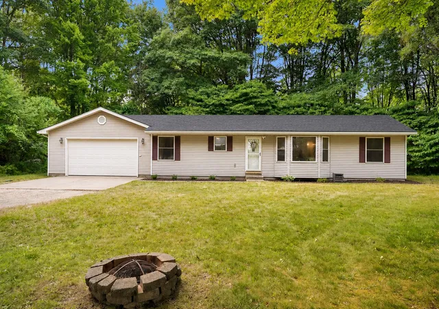 1st image of 2841 W 92nd, Newaygo, MI 49337 | MLS# 65026036578