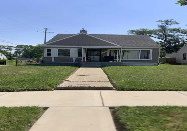 Photo 1 of Single family home for sale at 19514 Blackstone St, Detroit, MI 48219 | MLS# 81026036572 | Listing updated on 2026-09-08