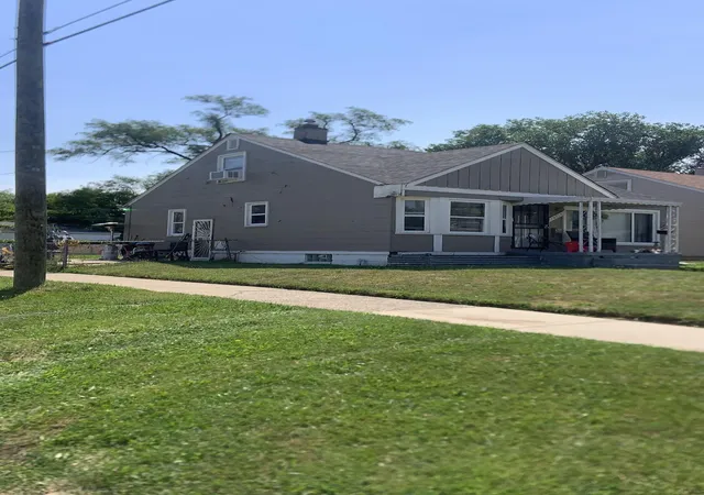 Photo 2 of Single family home for sale at 19514 Blackstone St, Detroit, MI 48219 | MLS# 81026036572 | Listing updated on 2026-09-08