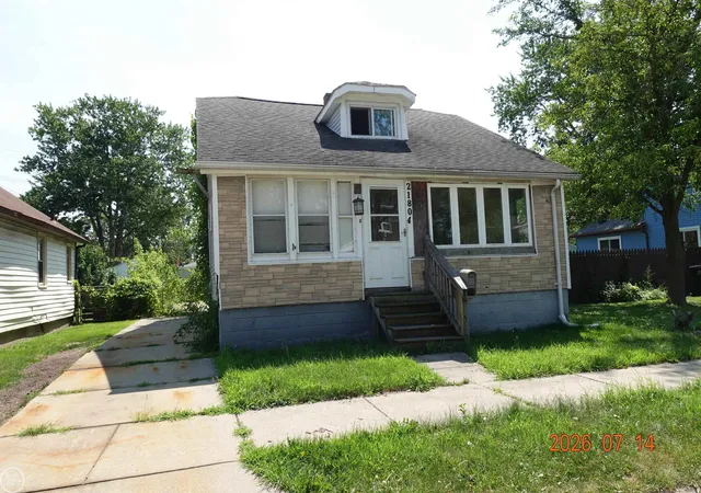 Photo 3 of Single family home for sale at 21804 Rosedale St, Saint Clair Shores, MI 48080 | MLS# 58050215157 | Listing updated on 2026-08-25