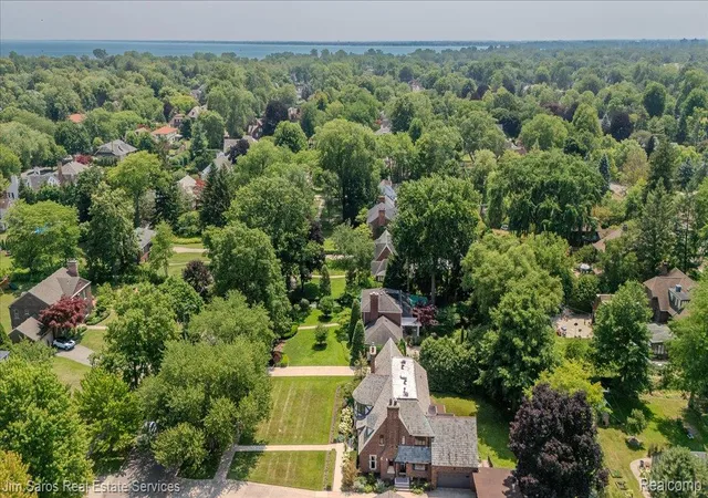 2nd image of 1023 Buckingham Rd, Grosse Pointe Park, MI 48230 | MLS# 20261055064