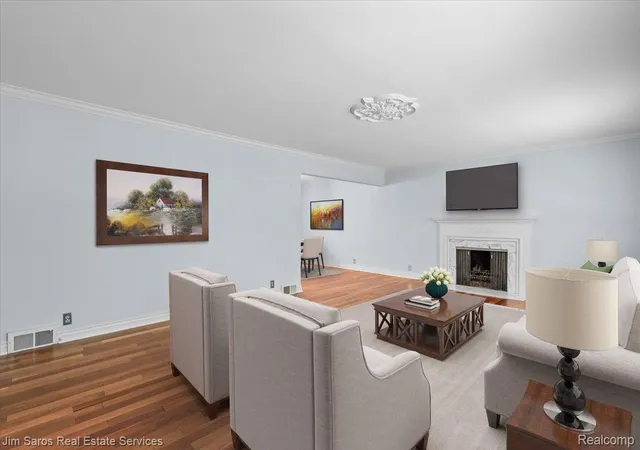 4th image of 1023 Buckingham Rd, Grosse Pointe Park, MI 48230 | MLS# 20261055064