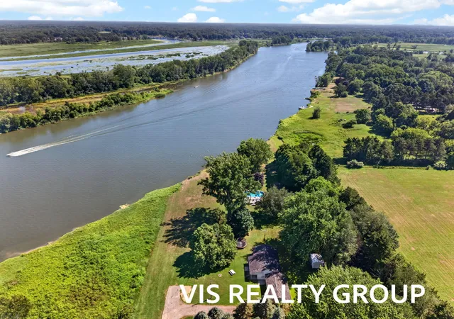3rd image of 14911 Groenevelt Rd, Spring Lake, MI 49456 | MLS# 71026036608