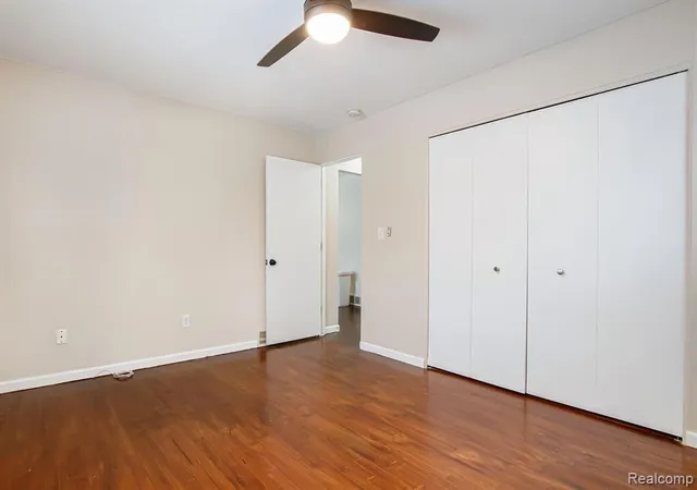 Listing Photo 2 - Condo for sale in building located at 4839 Mansfield Ave, Oakland, MI 48073 - Unit #G6