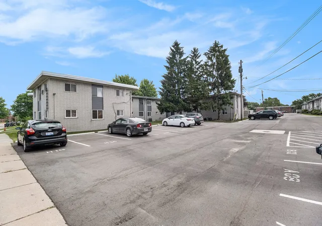 Photo 16 of Condo for sale at 4910 Briarwood Ave #A3, Royal Oak, MI 48073 | MLS# 81026036616 | Listing updated on 2026-08-10