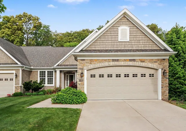 Photo 1 of Condo for sale at 8888 Oakland Hills Cir, Portage, MI 49024 | MLS# 66026036618 | Listing updated on 2026-09-17