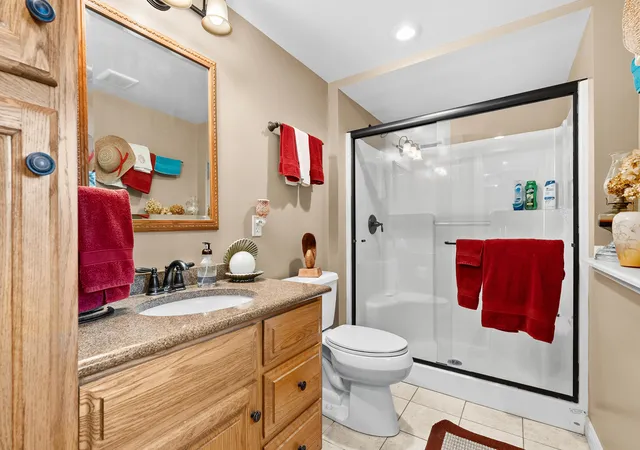 Photo 4 of Single family home for sale at 12101 Oakridge Rd, Plainwell, MI 49080 | MLS# 66026036634 | Listing updated on 2026-07-31
