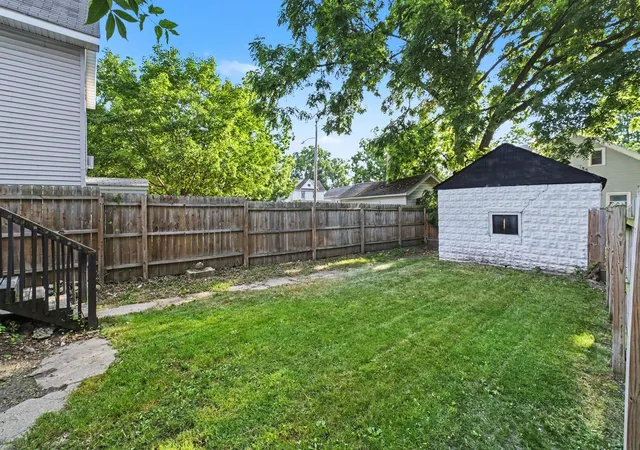16th image of 570 Valley Ave Nw, Grand Rapids, MI 49504 | MLS# 65026036639