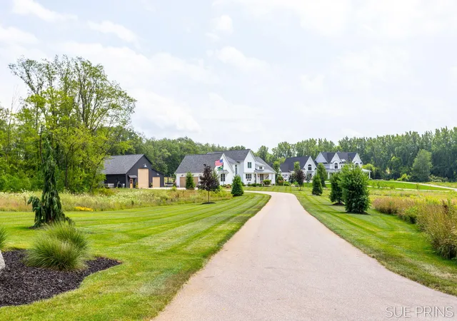 2nd image of 4668 76th St Sw, Byron Center, MI 49315 | MLS# 65026036641
