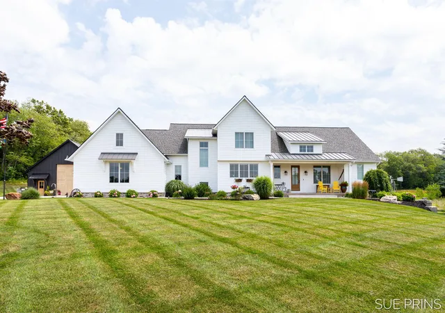 4th image of 4668 76Th St Sw, Byron Center, MI 49315 | MLS# 65026036641