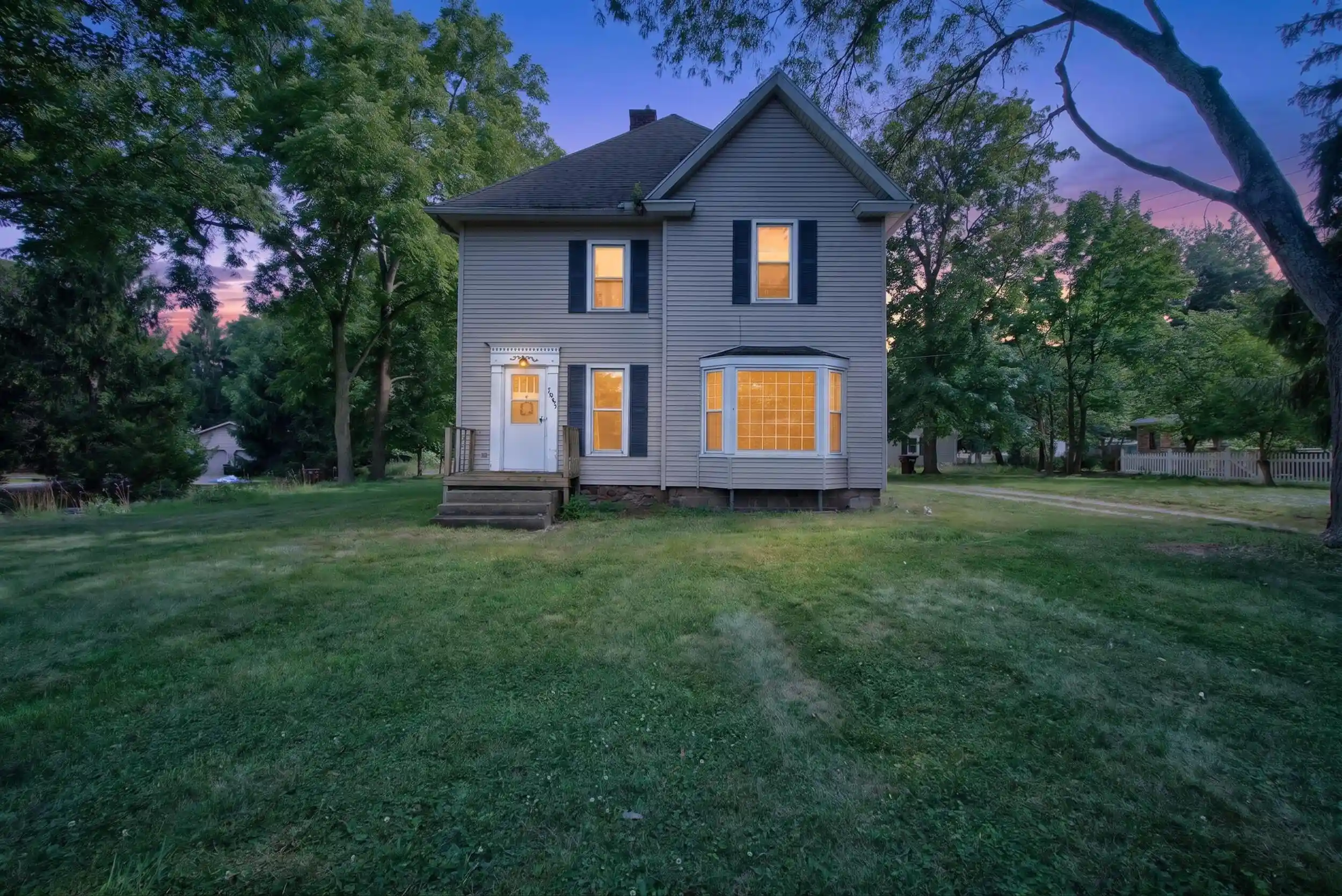 Photo 1 of Single family home for sale at 2807 Mccain Rd, Jackson, MI 49203 | MLS# 55026036649 | Listing updated on 2026-09-19