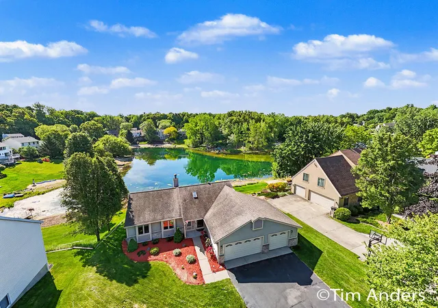 1st image of 6090 Arroyo Vista Dr Ne, Rockford, MI 49341 | MLS# 65026036663