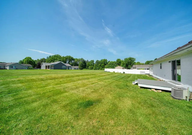 32nd image of 225 W Birch St, Litchfield, MI 49252 | MLS# 81026036668