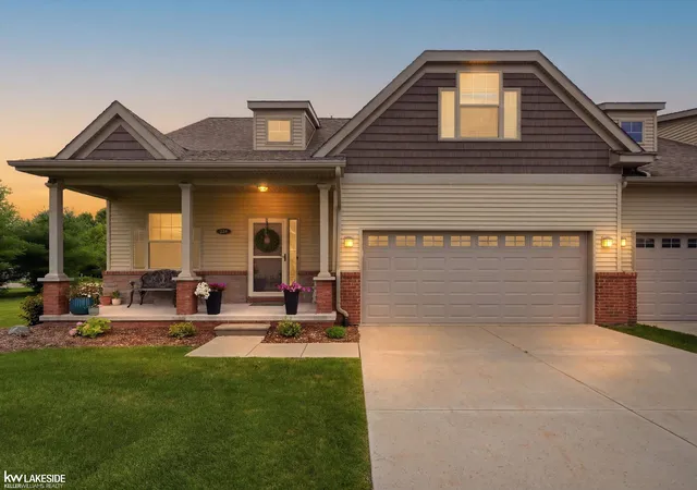 Listing Photo 1 - Condo for sale in building located at 254 Victoria Dr, Dexter, MI 48130