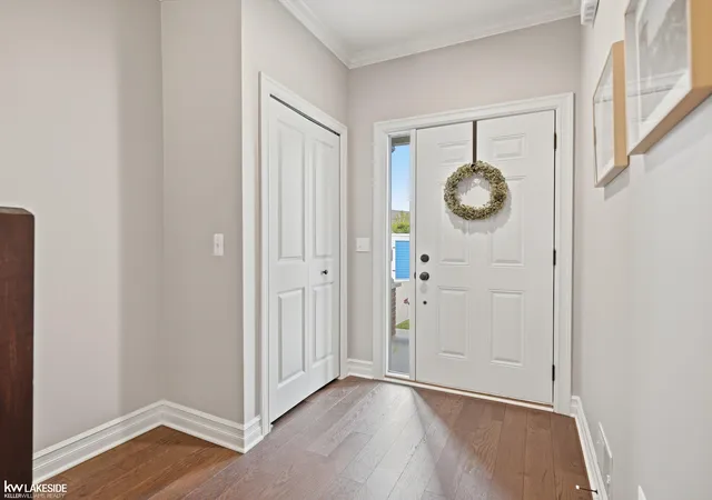 Listing Photo 3 - Condo for sale in building located at 254 Victoria Dr, Dexter, MI 48130
