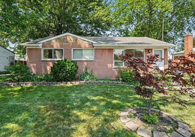 Photo 1 of Sale Pending at 32740 Grandview Ave, Westland, MI 48186 | MLS# 81026036670 | Listing updated on 2026-09-05