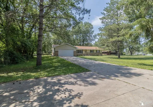 1st image of 8413 Summerfield Rd, Lambertville, MI 48144 | MLS# 57050215196